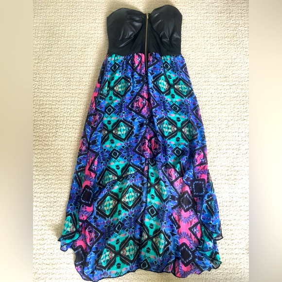 Seductions Strapless Bustier Knee length Dress. Medium - Picture 3 of 13